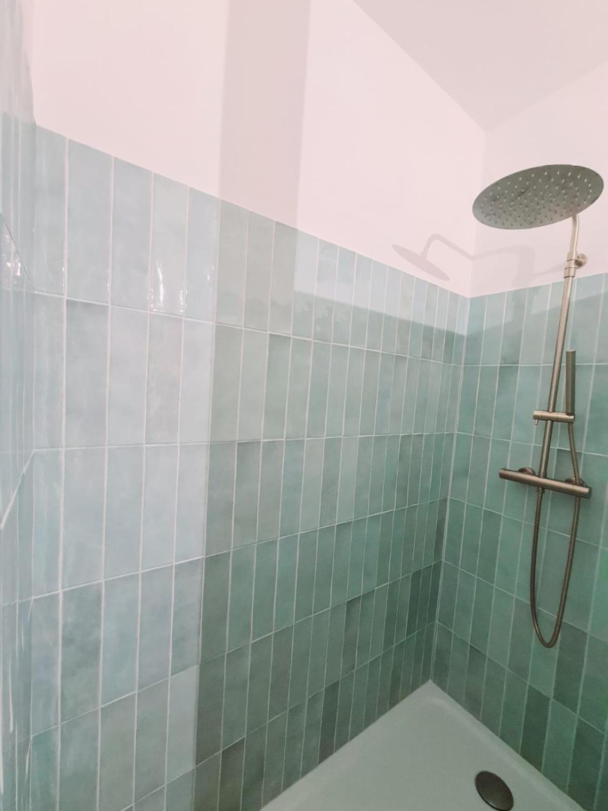 Appartement Intra Muros Avec Cour Privee Avignon Buitenkant foto